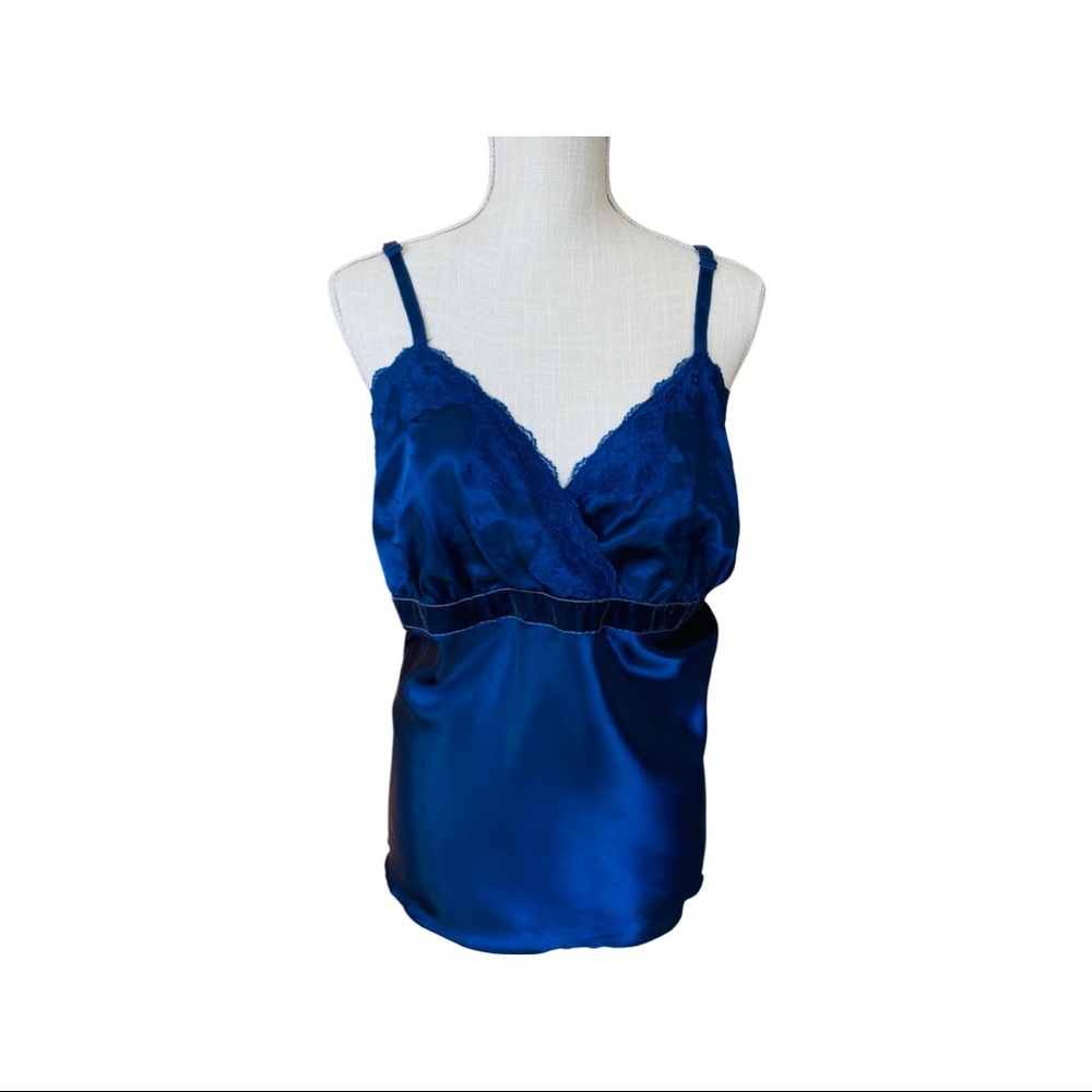 Torrid navy blue silky tank top size 2